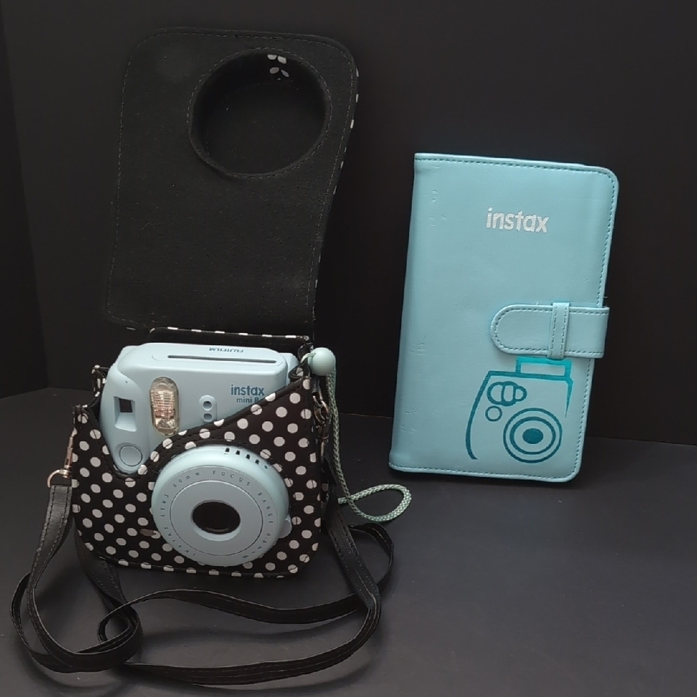Fuji Film Instax Mini 9 Blue Instant Film Camera.
